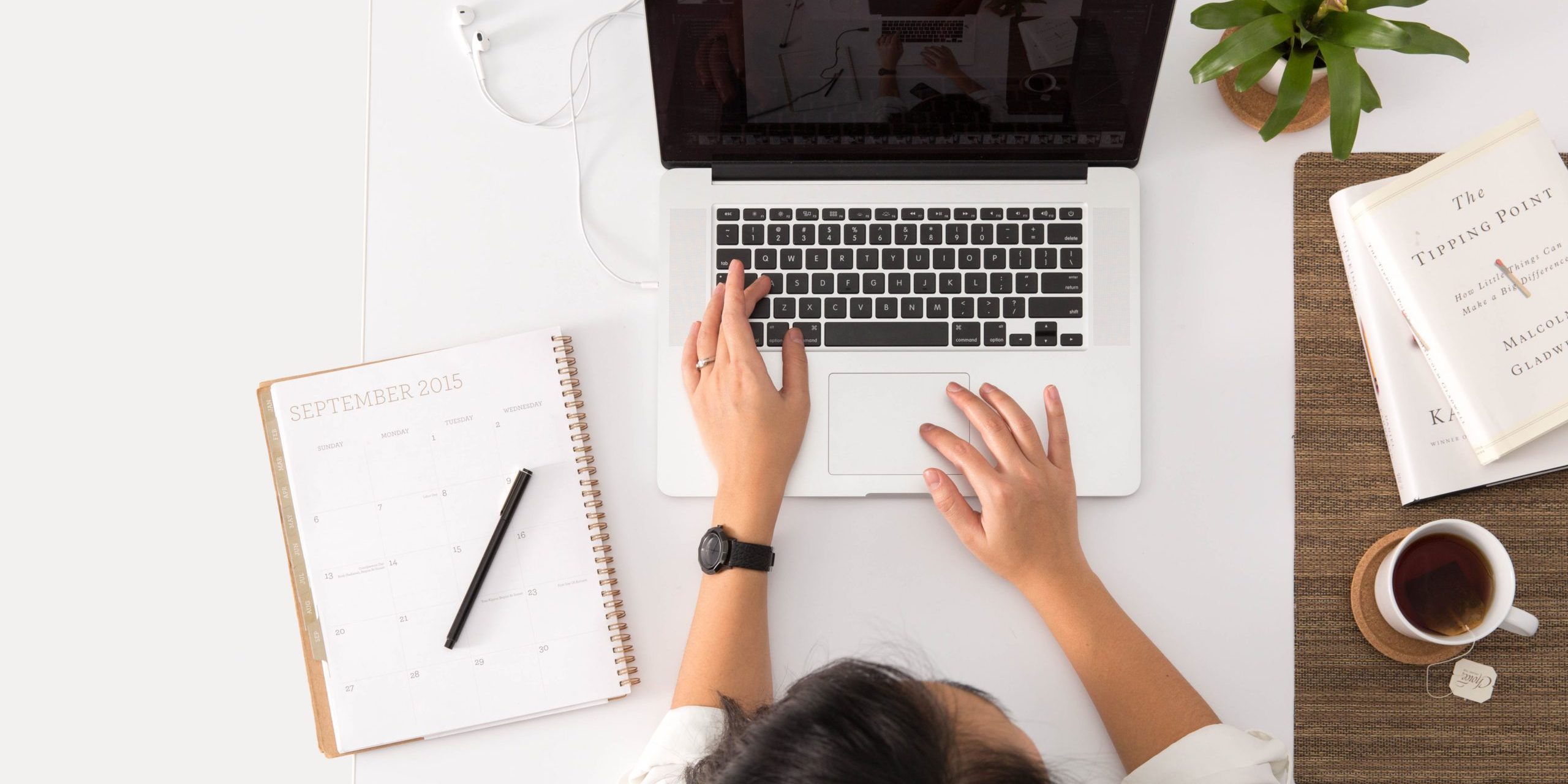 young-marketer-avel-chuklanov-DUmFLtMeAbQ-unsplash-scaled